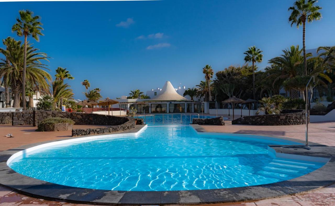 House First Line Of The Sea Villa Costa Teguise Bagian luar foto
