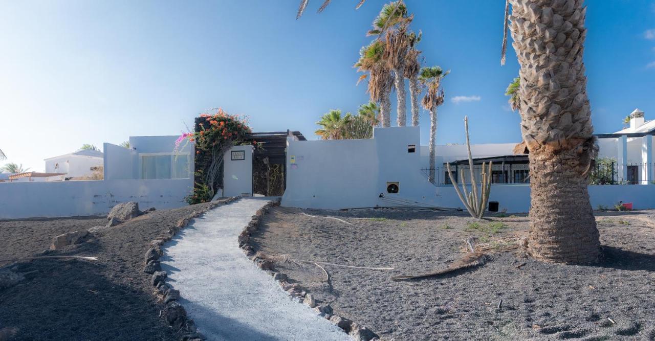 House First Line Of The Sea Villa Costa Teguise Bagian luar foto