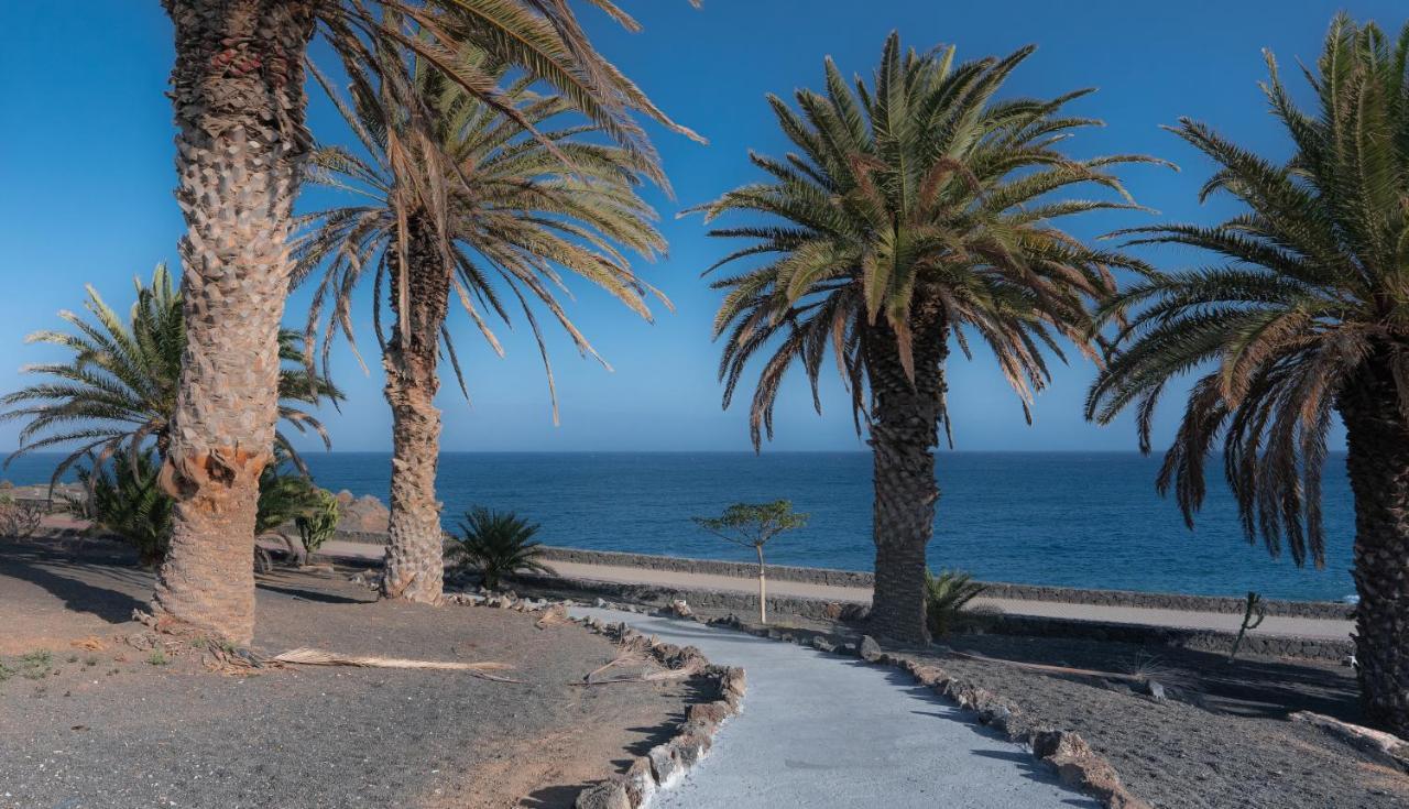 House First Line Of The Sea Villa Costa Teguise Bagian luar foto