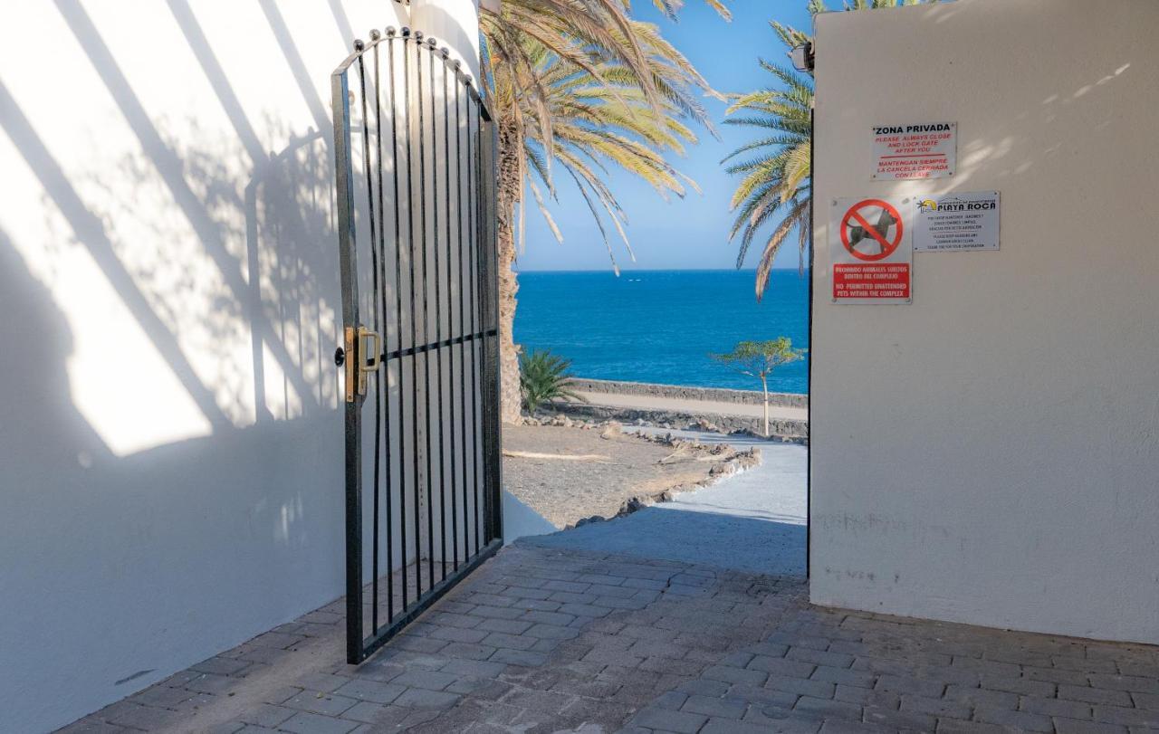 House First Line Of The Sea Villa Costa Teguise Bagian luar foto