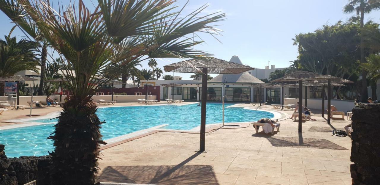 House First Line Of The Sea Villa Costa Teguise Bagian luar foto